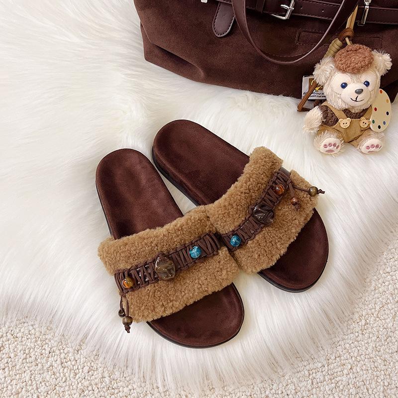 Niche Design Thick-bottomed Cotton Slippers Women's Outer Wear 2025 Autumn and Winter New Retro French Woven Plush Mop