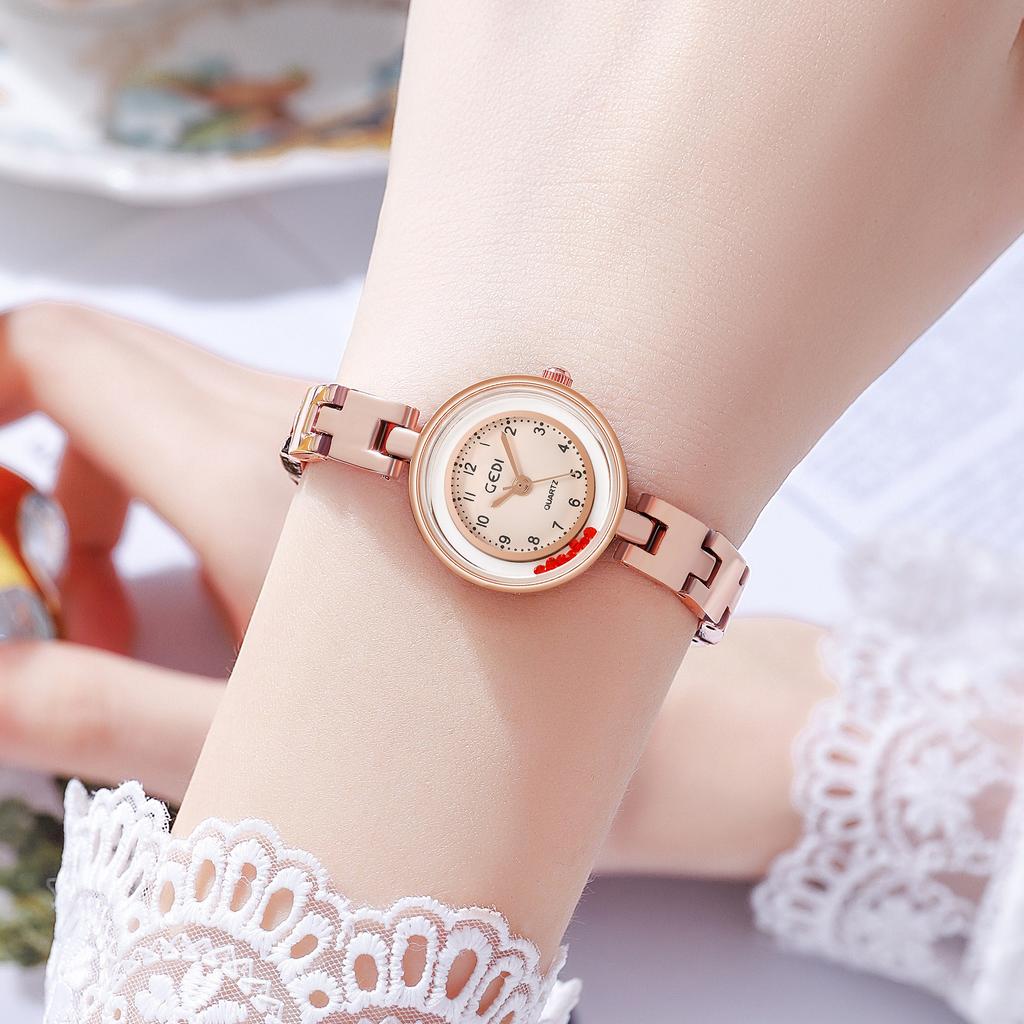Light Luxury Fashion Alloy Women'S Watch, Small Disc Quicksand Watch, Waterproof Quartz Women'S Watch
