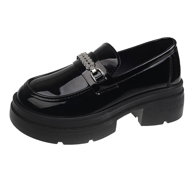 Women's Platform Loafers Slip-On Lug Sole Chunky Heel Penny Loafers for Women Comfortable Business Casual Work Shoes with Metal Chain Dressy Shoes