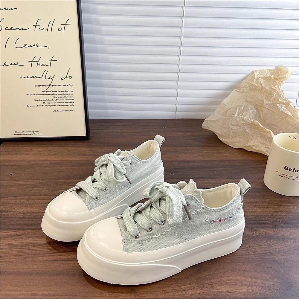 

Niche original embroidered platform canvas shoes women s 2025 summer new thin breathable versatile white shoes casual shoes 40