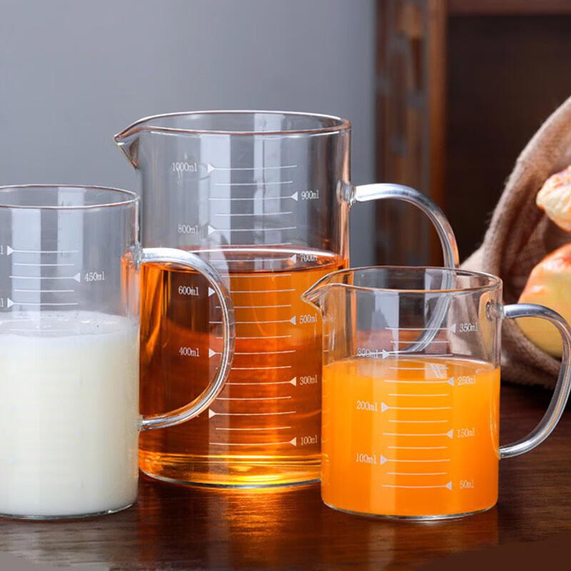 Heat-Resistant Borosilicate Glass Measuring Cup