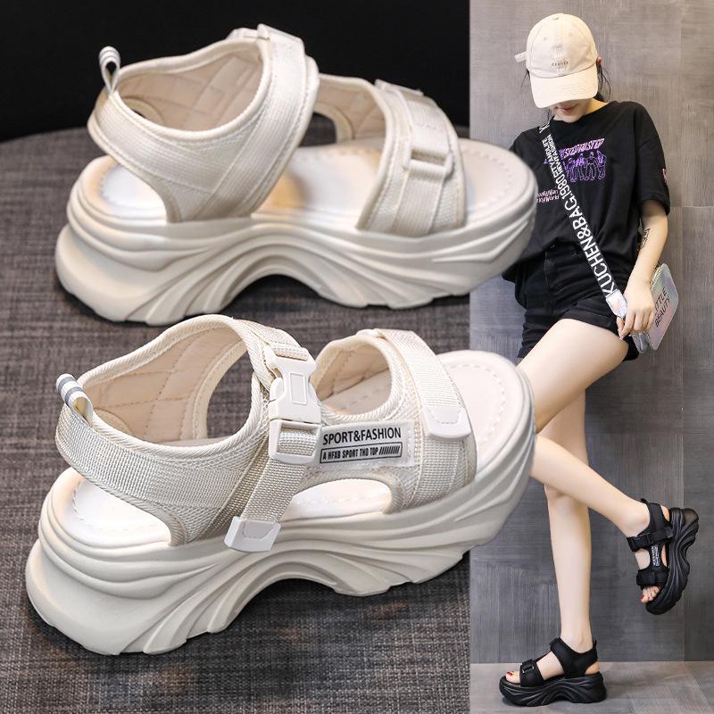 Platform sandals women's 2025 summer new Korean version Velcro fashion outer wear inner height increase muffin Roman shoes
