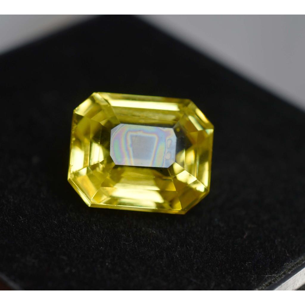 Yellow EMERALD Cut Ring Size Loose Gemstone 8.06 Ct Natural Sapphire