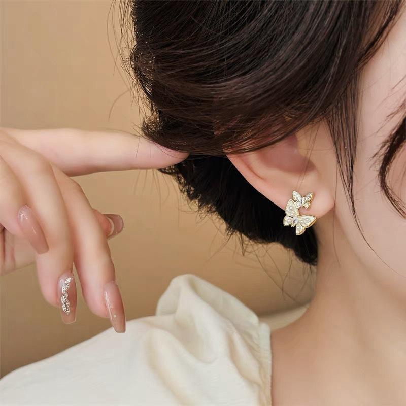 New Classic Simple Heart Bow Butterfly Earrings For Women French Style Black Stud Earrings Fashion Ear Buckle Jewelry