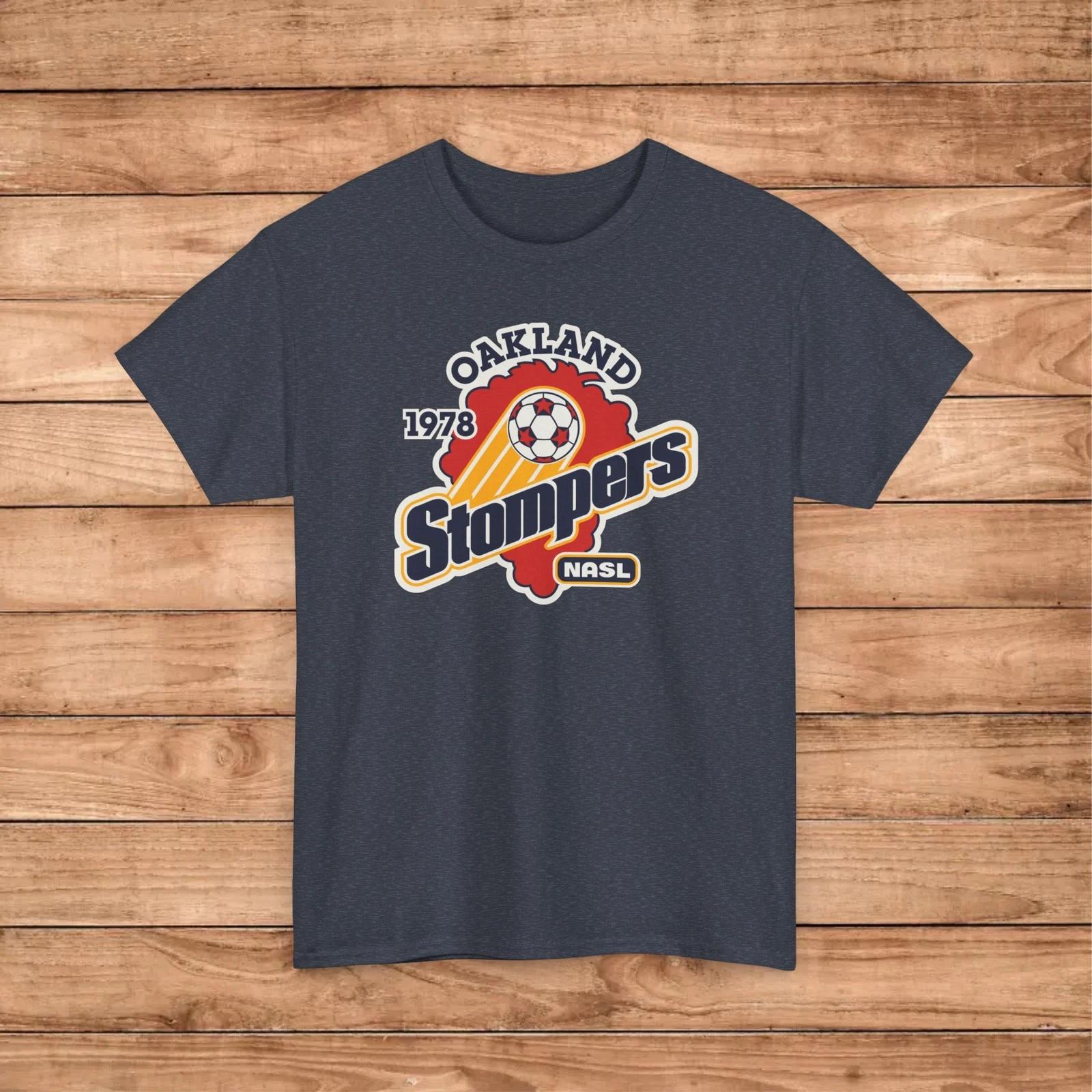 Oakland Stompers 1978 Vintage NASL Soccer Premium Unisex T shirt M
