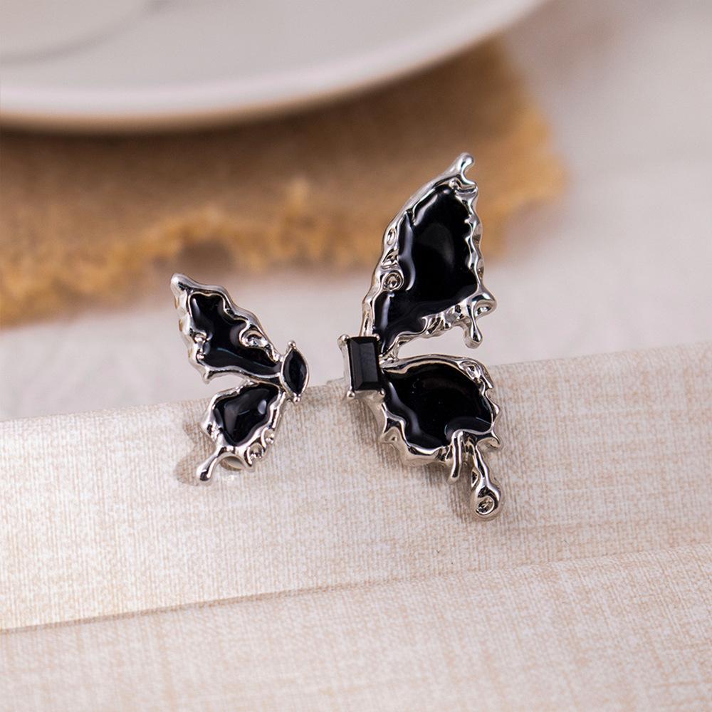 Elegant Gold-Plated Black Zircon Stud Earrings - Niche Design for a Luxurious Fashion Statement