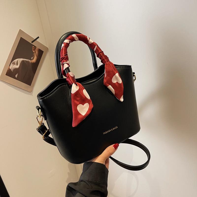 Роскошная красная свадебная сумочка - стиль 2025 года, высококлассная повседневная сумка кроссбоди для женщин