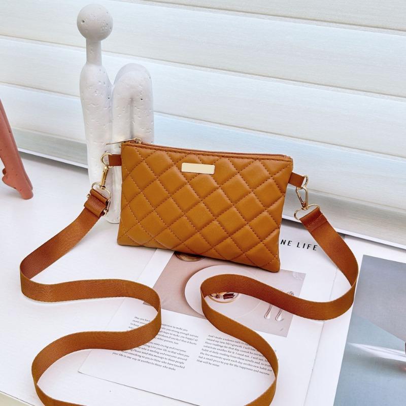 Women's bag, new embroidered iron sheet shoulder small square bag, rhombus casual messenger mobile phone bag, one piece.