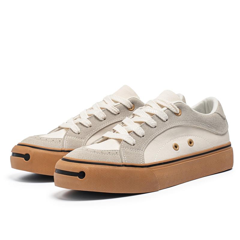 Men's Sports Board Shoes New Casual Canvas Shoes Men's Low Cut Fashionable Thick Soled Height Increasing Casuales Black