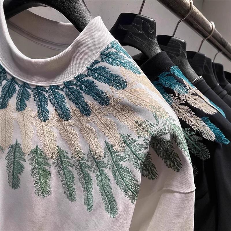 Summer New Trendy Brand Peacock Feather Short-sleeved T-shirt For Men, Light Luxury Trendy Round Neck, Versatile Half-sleeve