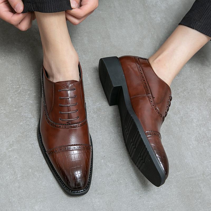 Men Social Casual Shoes outdoor Pointed Thick bottom Loafers Men Driving Moccasins Comfortable Slip-On men Wedding Shoes