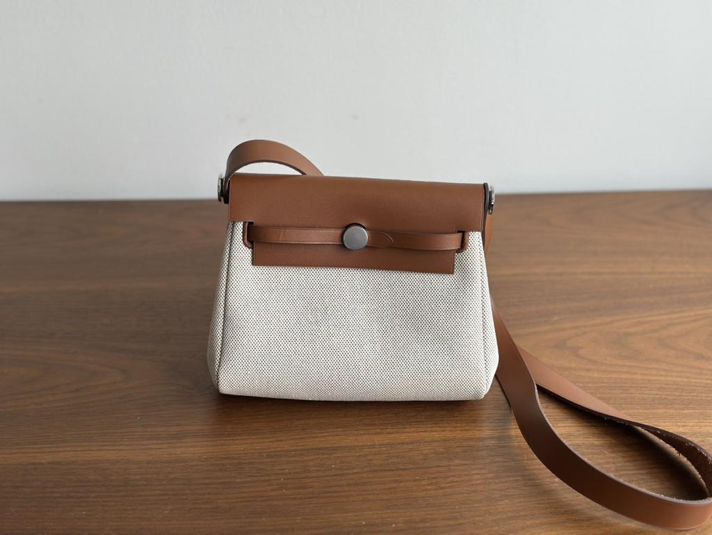 Cartier Mini Herbag 20 Neuer Stil Echtes Leder Damen Tasche Rindsleder Mode High-End Design Einzelner Griff Tote Damen Tasche