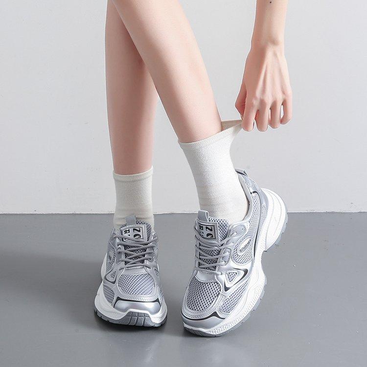 Spring, Summer, Autumn and Winter New Board Shoes Student Shoes Low-top Round Head Belt