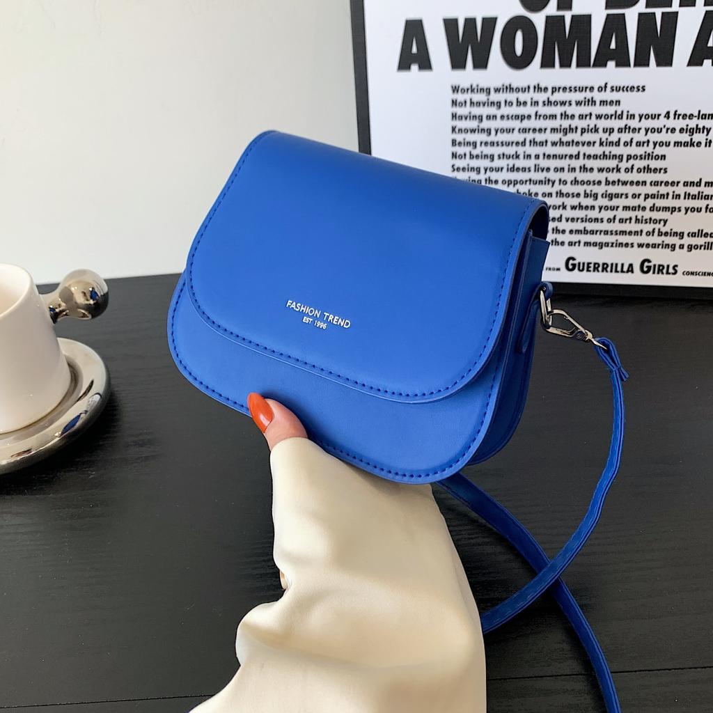 Fashion Flap Saddle Shoulder Bags for Women Solid Color Designer Messenger Handbags Purse Small Female Leather Crossbody Bag