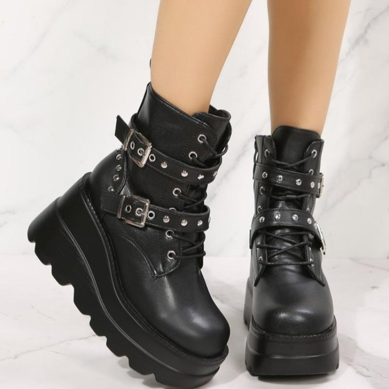 Large Size Thick-soled Wedge Knight Boots Women's Autumn and Winter New Round Head Side Zipper Martin Boots Rivet Women's Short Boots