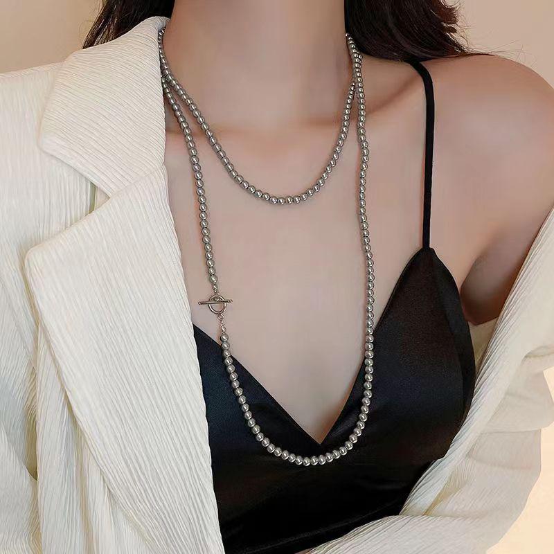Korean Pearl Necklace: Luxurious Long Sweater Chain for Autumn/Winter