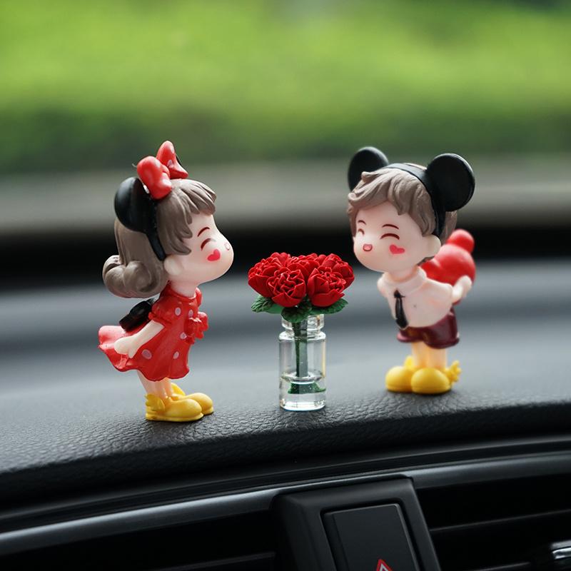 Cute Creative Car Interior Decoration Exquisite Mini Rose Vase Auto Center Console Decoration Ornaments Accessories Gifts