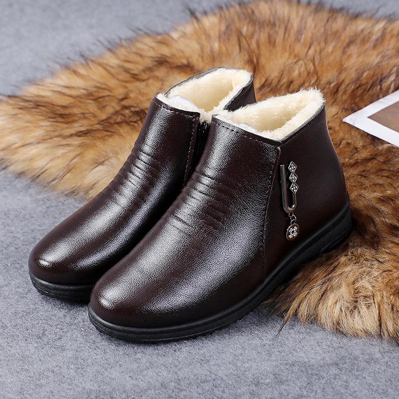 Women's Winter Soft Sole Cotton Boots for Middle-Aged and Elderly - Velvet-Lined, Flat Bottom, Leather Short Boots