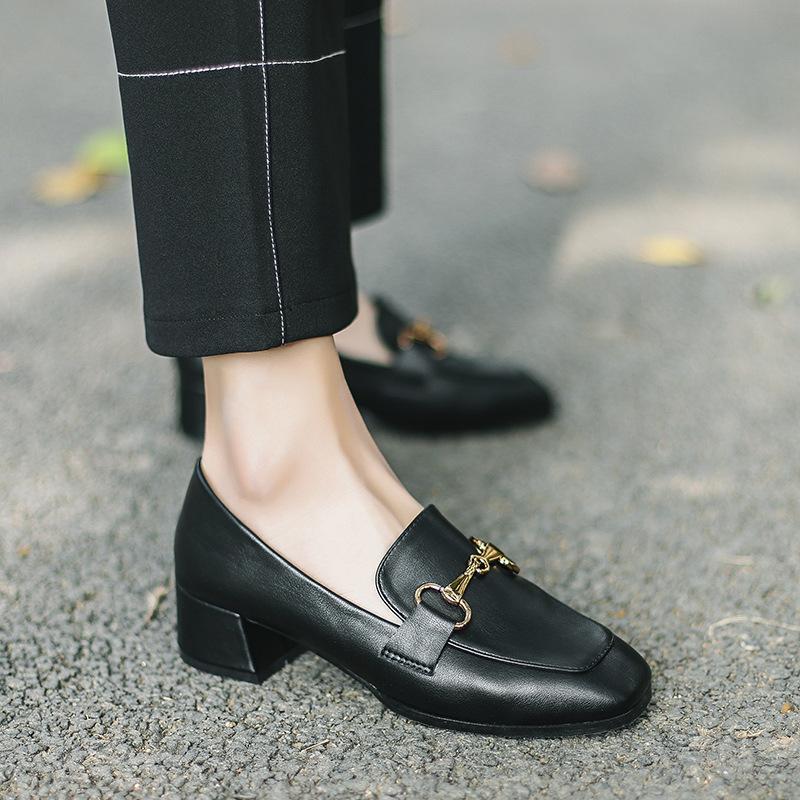 

Туфли из черной кожи с толстым каблуком и мягкой подошвой, женские, с квадратным носком, на среднем каблуке, универсальные одинарные туфли, новые модели весна-осень 39 чёрный