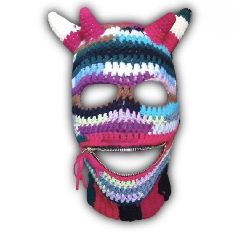 Вязаные полые серьги Love — фото 4