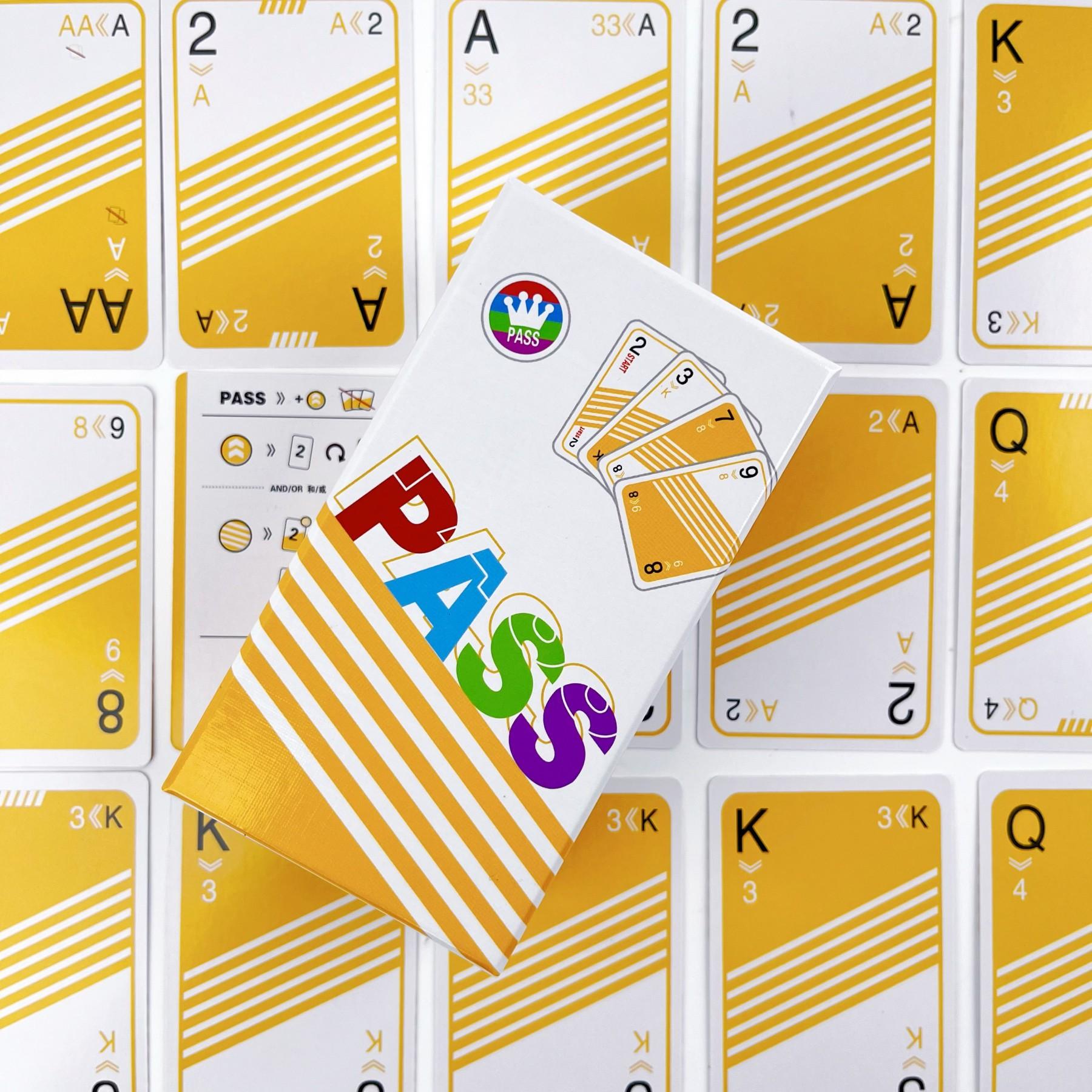 

Англо-китайская версия PASS Хозяин бросает яйца Веселая карточная игра для досуга и вечеринки Настольная игра