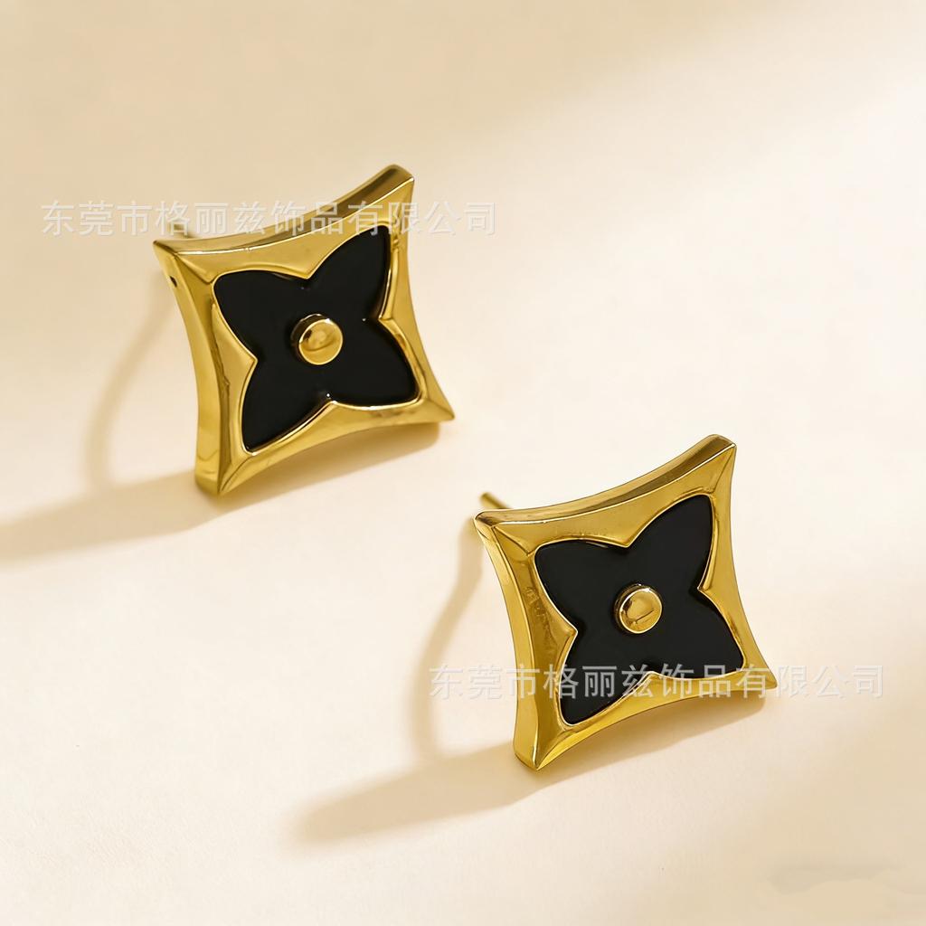 18K Gold Titanium Steel Non-Fading Four-Leaf Clover Earrings, Minimalist Women's Stud Earrings
