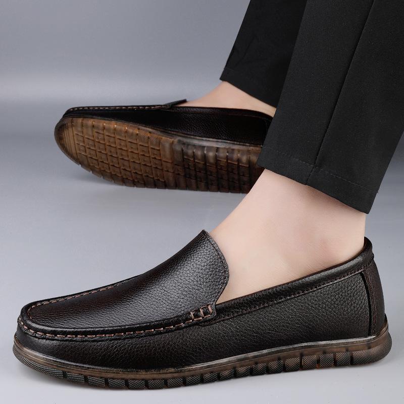 Men's Four Seasons Leather Slip-On Loafers: Easy On/Off, Soft Breathable Sole, Business Casual, Top Layer Cowhide, Flat Bottom.