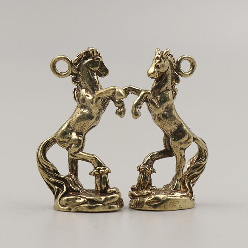 פסלוני סוס גלגל המזלות מברונזה וינטג' פסלוני חיות פליז תליון מחזיק מפתחות תליון