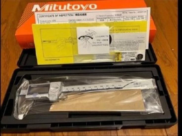 

Mitutoyo ABS Coolant Proof Caliper CD-P15S 500-702-20 Caliper NEW
