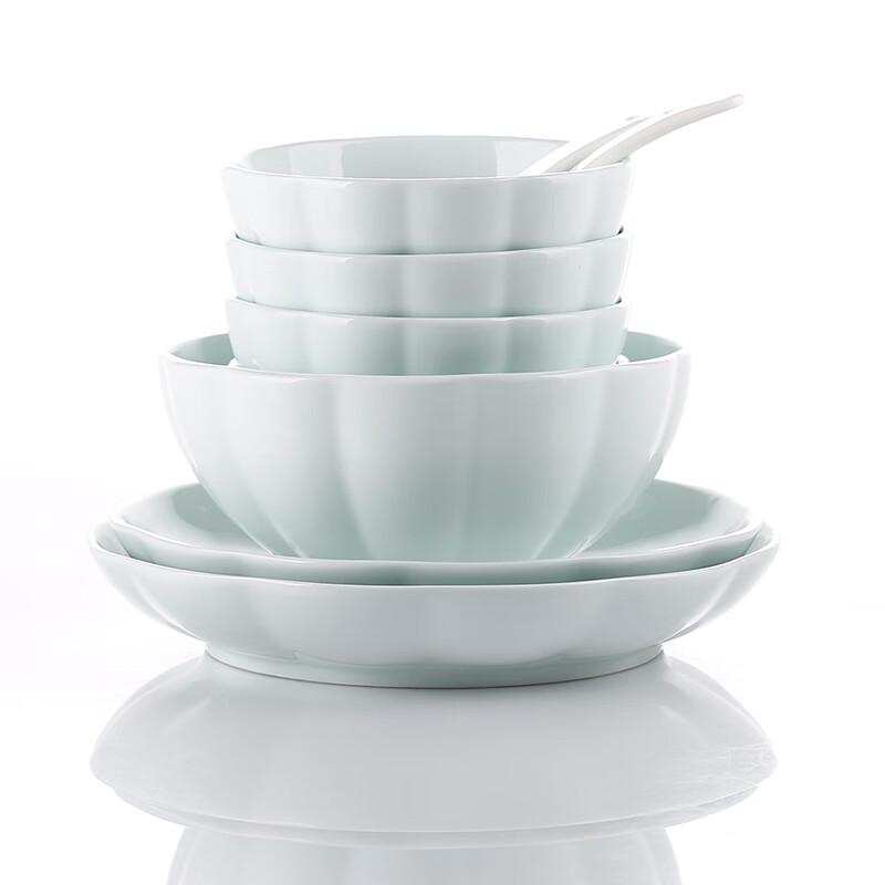 Golden Gourd Celadon 36-Piece Ceramic Dinnerware Set
