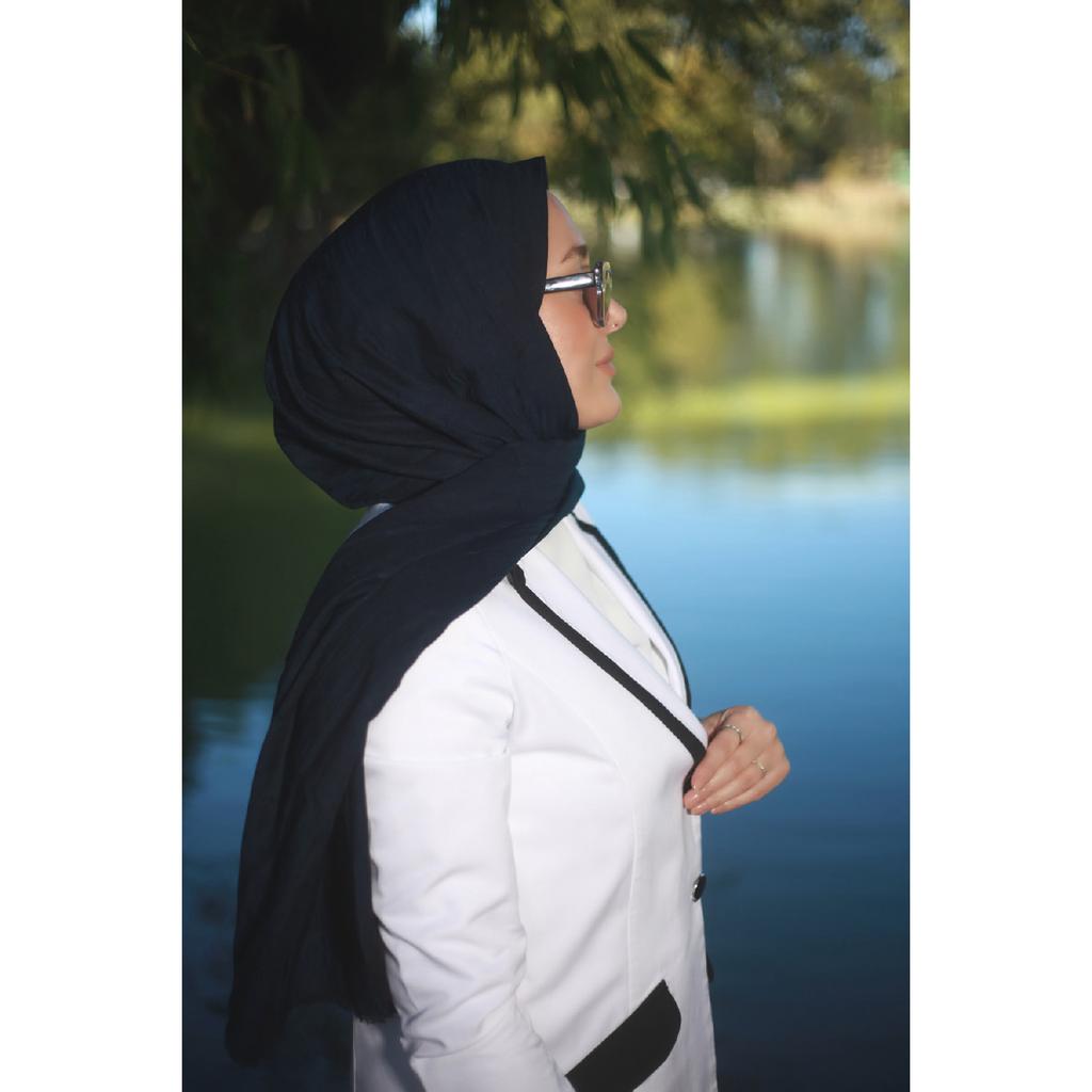 Hijab-Schal aus Bambus, Marineblau