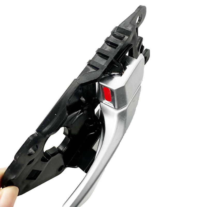 Interior Door Handles Front Passenger RH Hand for Hyundai Santa Fe 82620-2W000