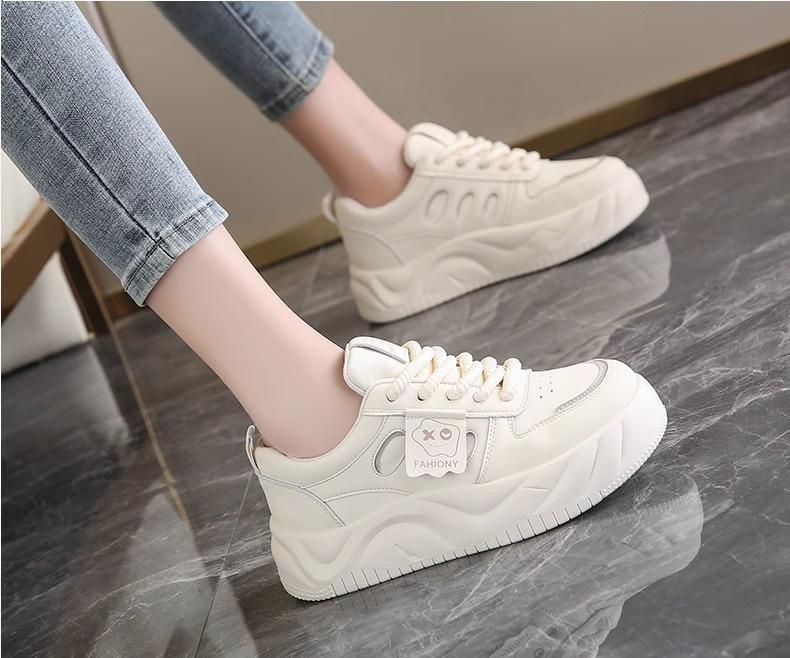 Board shoes women's new spring 2025 small white shoes versatile platform niche bread shoes casual sports shoes