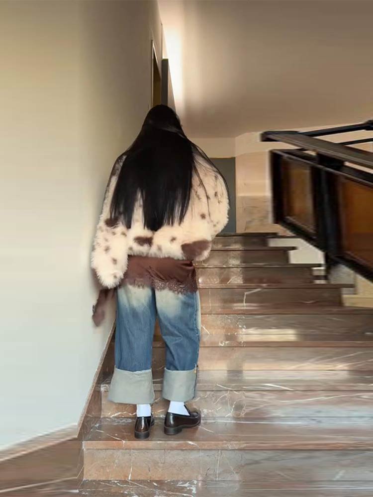 Women's Collar Long Sleeved Spotted Faux Fur Winter Coat