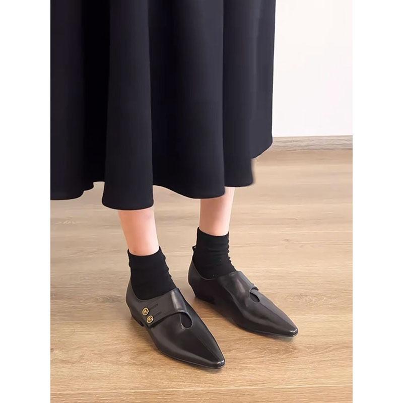 Sheepskin Version~ Super Soft Small Gold Buckle Pointed Small Leather Shoes Women's Design Thick Heel Versatile Household Shoes