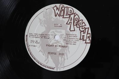 Disque 12 pouces POPPIE IRIE SUGAR BANTON Fight Fi Punny Punny Stop Light WAD048 WILD APACHE 1991 US Reggae Ska Dub Occasion