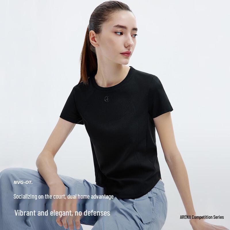 Navigare Women's Lightweight Slim Fit Short-Sleeve T-Shirt