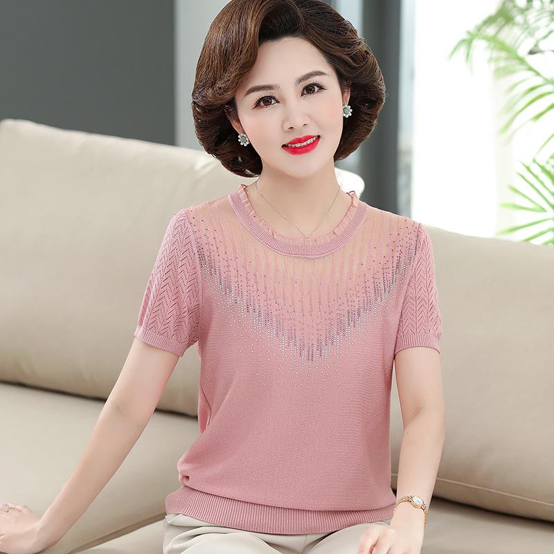 

Mom s Ice Silk Short-Sleeve T-Shirt for 50+ Women - Loose Knit Plus Size Summer Top 4XL (135-150 lbs) розовый