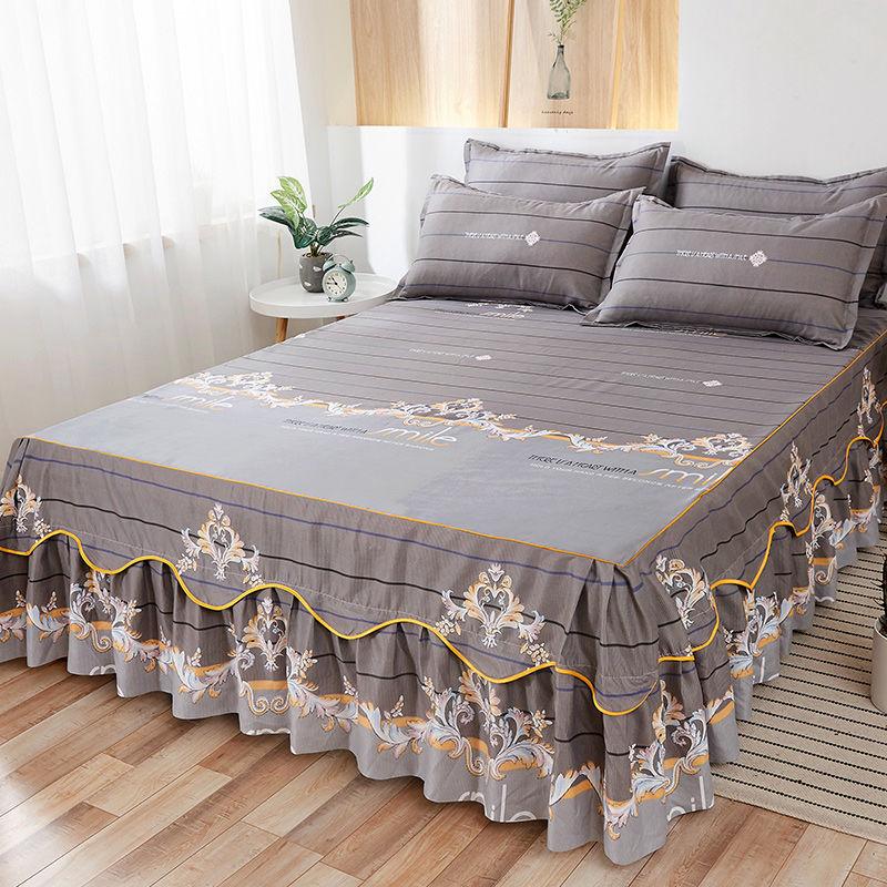 Floral Bedspread Brushed Sanding Bed Skirt King Queen Size Soft Comfortable Double Layer Bed Cover for Cozy Sleep
