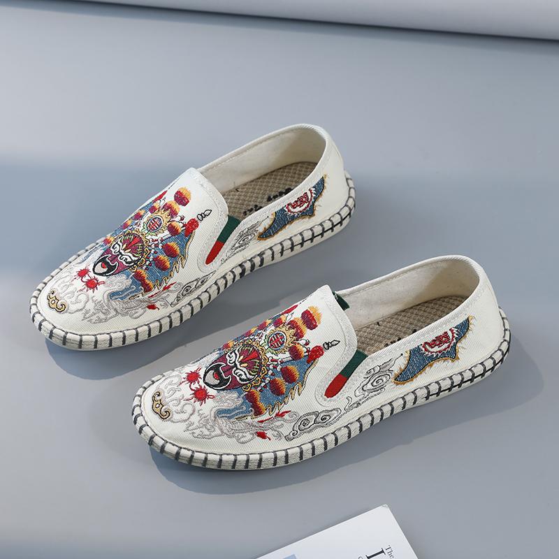 Fashion Handmade Men Casual Shoes Comfortable Slip On Loafers Outdoor Man Canvas Shoes Moccasins Leisure Walk Walking Footwear Sneakers