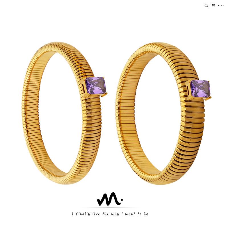 

Stylish Gold-Plated Elastic Bracelet with Zircon Inlays – European & American Design