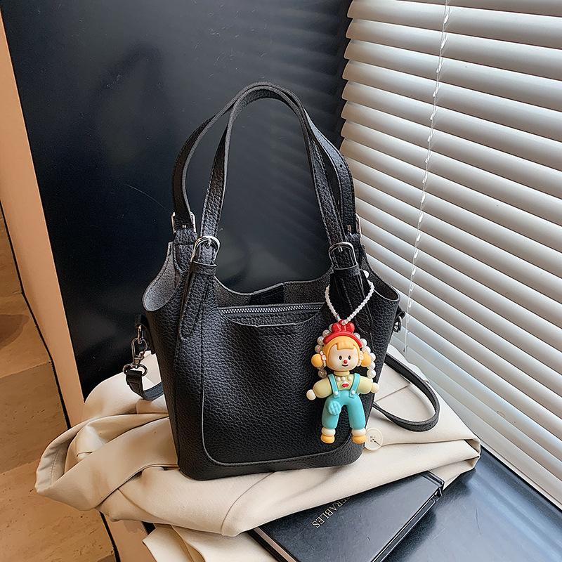 Fashion hand-held women's bags New retro underarm shoulder messenger bags Casual work commuter bucket bags