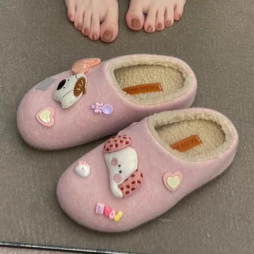 

Милая девочка сердце мультяшные пушистые туфли женские 2025 осень и зима новый верхняя одежда толстая подошва нескользящий бархат теплый мешок голова тапочки 35