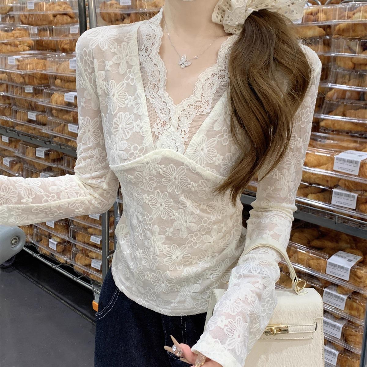 Женская белая кружевная блузка с V-образным вырезом и расклешенными рукавами – Элегантная, приталенная, Осень 2025 Small белый