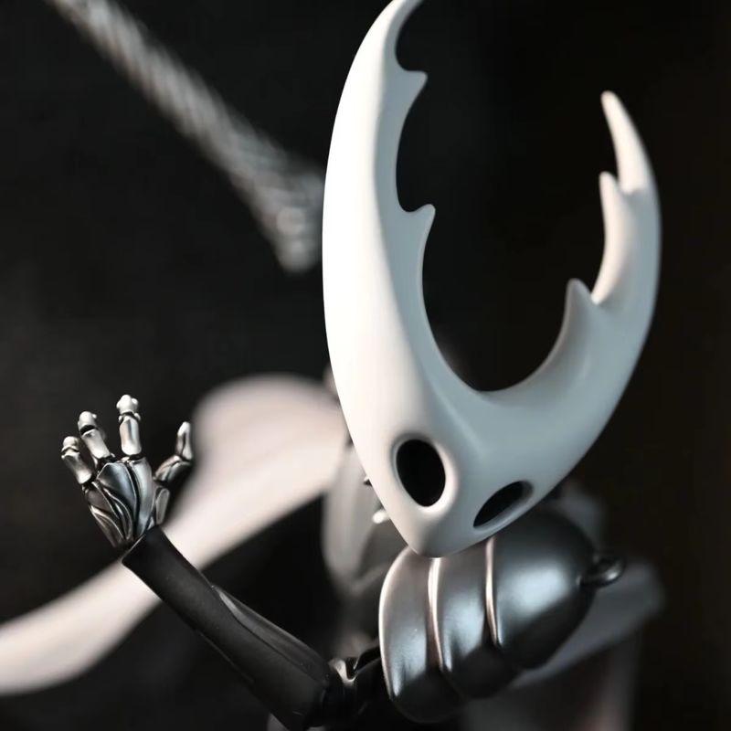35cm Hollow Knight Anime Figure The Pale King Action Figure Gk Statue Figurine Model Doll Collection Room Decora Desk Toys Gift