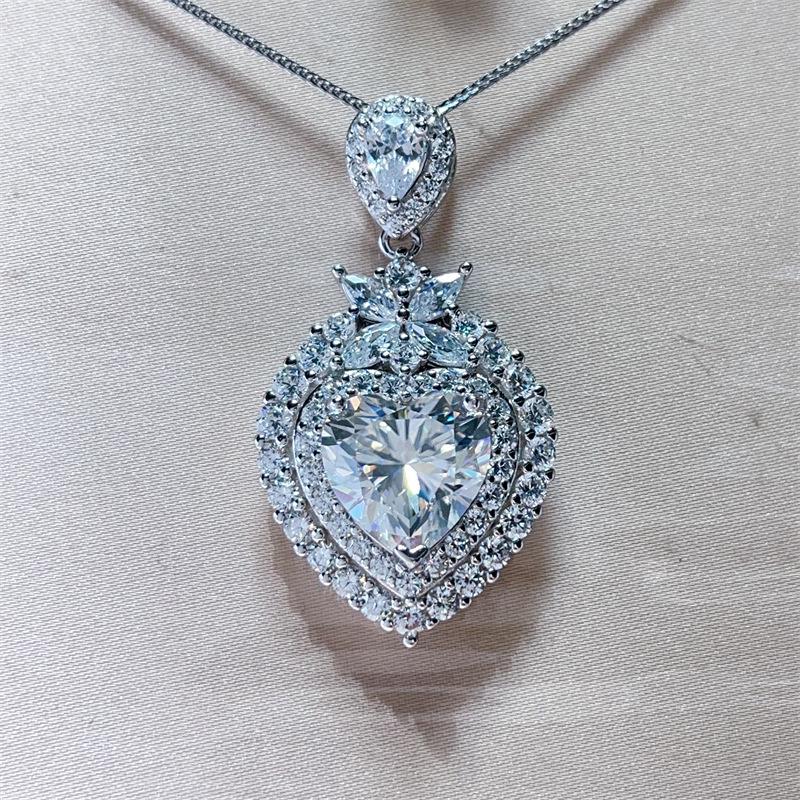 5 Carat D Color Heart-Shaped Moissanite Pendant - Luxury European & American Style