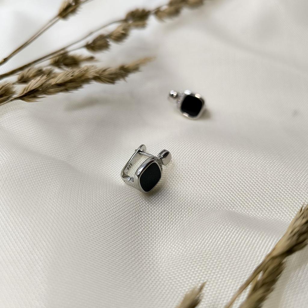 Silberohrringe mit natürlichem Onyx (60002117)