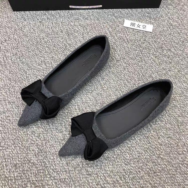 [Youshilai] Pointed Bow Temperament Single Shoe Women's 2025 Winter New Shallow Mouth Casual Versatile One Pedal