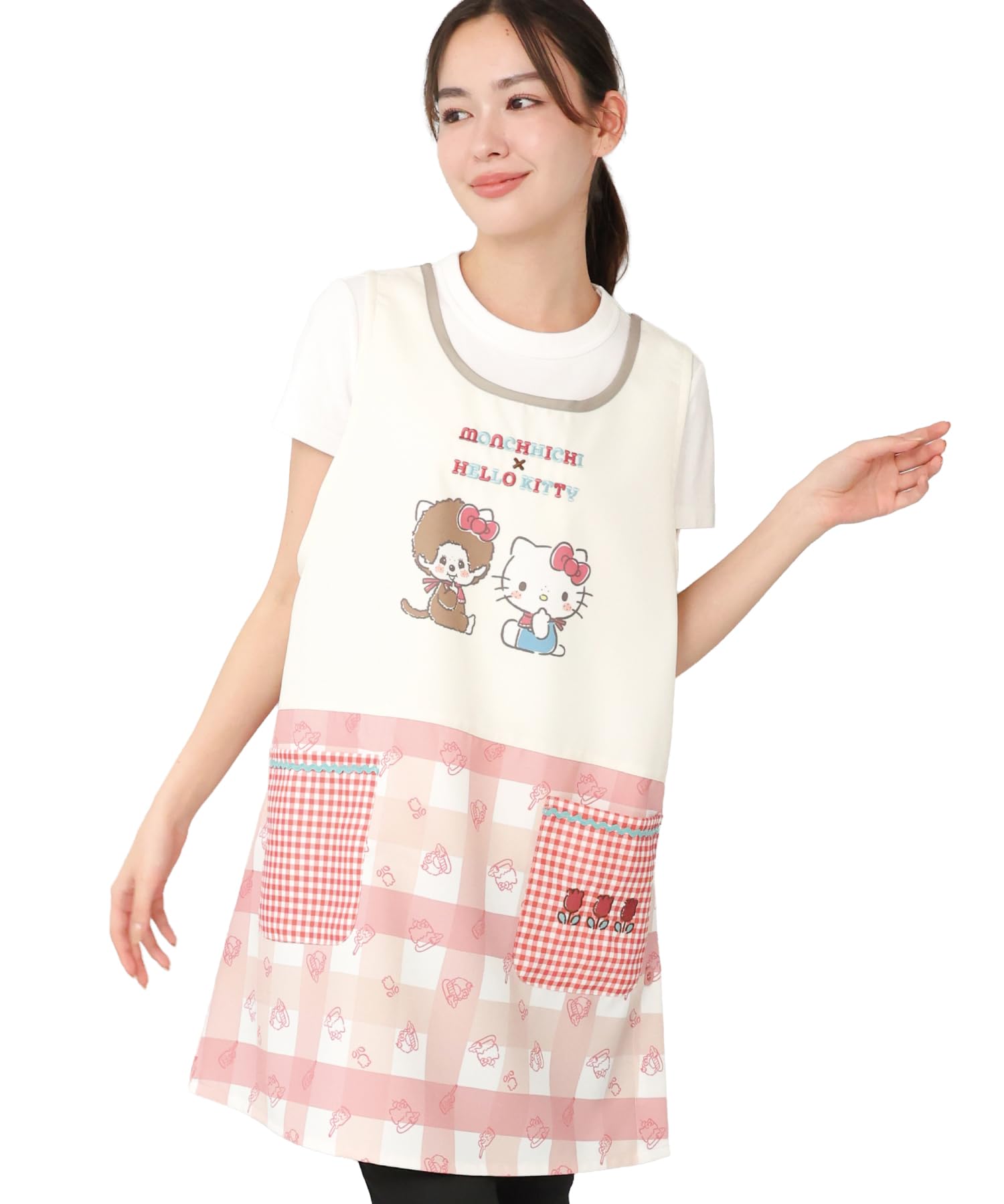 

[ON NISHIKI] Monchhichi Hello Kitty Apron for Nursery Teachers, Women s, Adult, Embroidered, Side Buttons, Quick-Drying, Wrinkle-Resistant, Character