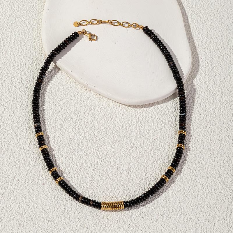 GEMCHIC Women s Black Agate Beaded Necklace with Gold Tone Spacers - Vintage Geometric Natural Stone Choker
